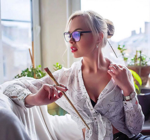 Julia: photo №14